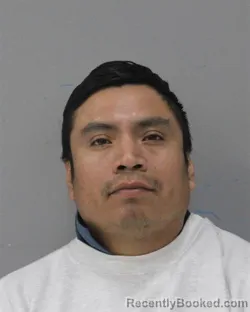 Mugshot of MAXIMO MIZA PEREN