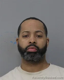 Mugshot of SAMMIR A WALLACE