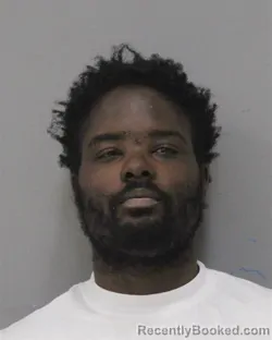 Mugshot of SHAQUILLE OMAR EDMONDS
