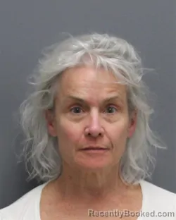 Mugshot of ROBIN J CARVELL-HARLOWE