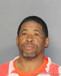 Mugshot of MARCUS AUNDRA PARKS