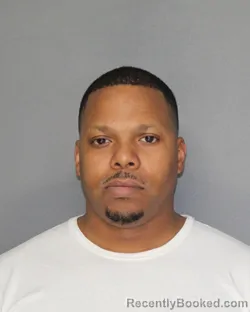 Mugshot of ROBERT DEWAYNE COLLINS