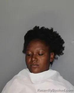 Mugshot of AARIYAH DEONHANAY GLENN