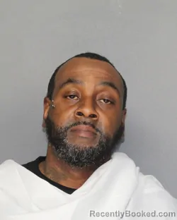 Mugshot of MONTEIZ LEVINGSTON