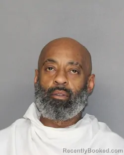 Mugshot of CHRIS HENDERSON