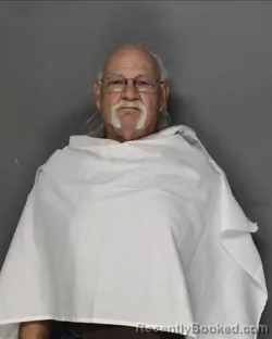 Mugshot of ROBERT MONROE LAMB