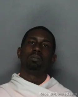 Mugshot of KEMONE MARQUISE ANDERSON booked in Ellis County, Texas on April 3, 2026