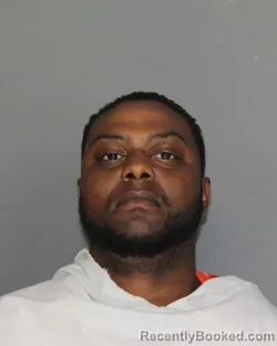 Mugshot of KEYLON LATRAEL BANKS booked in Ellis County, Texas on April 23, 2026