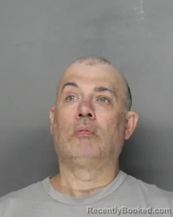 Mugshot of BRANDON SCOTT MENDES booked in Ellis County, Texas on April 25, 2026