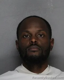 Mugshot of KAREEM ERSKINE booked in Ellis County, Texas on May 4, 2026