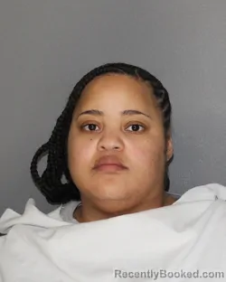 Mugshot of SHANIQUE DOMINIQUE LATHROP booked in Ellis County, Texas on August 4, 2026