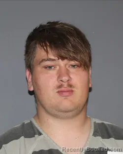 Mugshot of HUNTER SCOTT BERRY