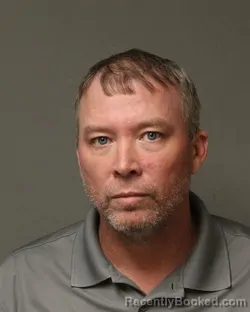 Mugshot of THOMAS MONTAGUE THOMPSON