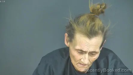 Mugshot of BETTY LOU CHARLTON