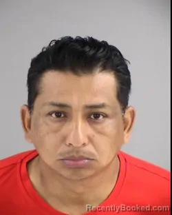 Mugshot of MELVIN EDUARDO OLIVA PEREZ booked in Henrico County, Virginia on April 6, 2026