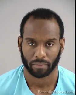 Mugshot of DANIEL JAMAL SMALLWOOD