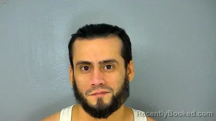 Mugshot of JOSE ARNALDO CINTRON LARACUENTE