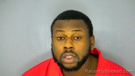 Mugshot of STEVEN MARQUELLO DUNBAR