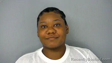 Mugshot of Shaniqua Mechelle Robinson booked in James City County, Virginia on August 28, 2026
