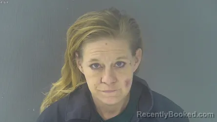 Mugshot of TRISH MARIE SNYDER