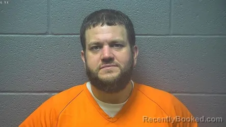 Mugshot of DALE THOMAS YAKE
