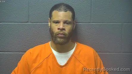 Mugshot of KIREE ARVEL THOMAS