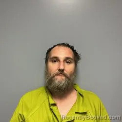 Mugshot of JAMES JOHN LAVINDER