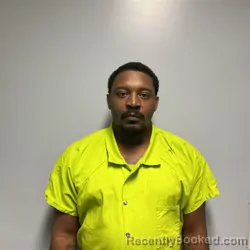 Mugshot of MALIK TREVON SMITH