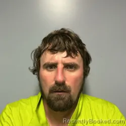 Mugshot of DUSTIN STEPHEN HUFF