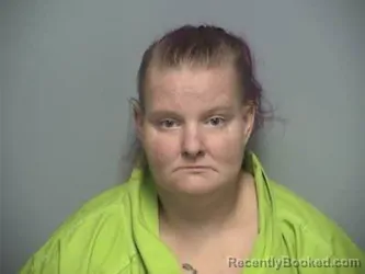 Mugshot of Tara Ashley Lakes