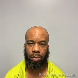 Mugshot of RYANN EVERETTE HUBBARD booked in Roanoke County, Virginia on April 17, 2026