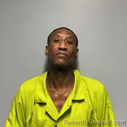 Mugshot of EARL TYRONE MORRIS booked in Roanoke County, Virginia on June 24, 2026