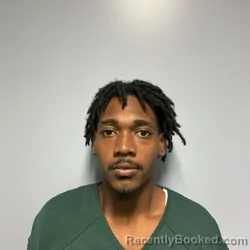 Mugshot of Se'viyon Naysean Robertson booked in Roanoke County, Virginia on July 25, 2026