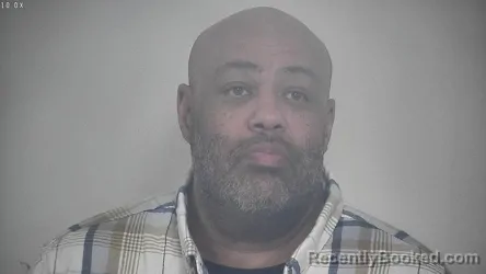 Mugshot of AVON CONSTANTINO QUIERO