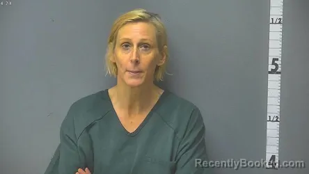 Mugshot of BREEZIE MARIE MILLS