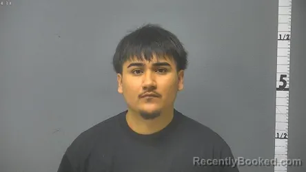 Mugshot of SANTIAGO HERNANDEZ VIEYRA booked in Rockingham County, Virginia on April 9, 2026