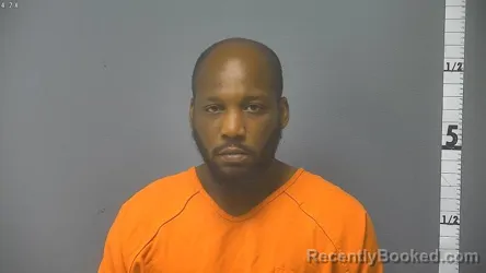 Mugshot of QUINTERIUS SEAN STITH booked in Rockingham County, Virginia on April 10, 2026