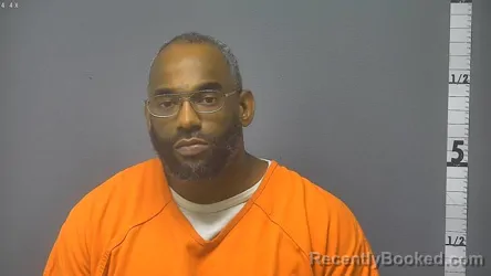 Mugshot of DONNELLY GREGORY SWANN booked in Rockingham County, Virginia on April 13, 2026