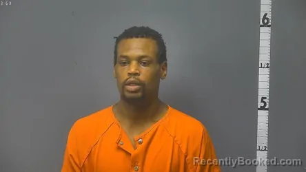 Mugshot of ANTONIO KAVON LEE booked in Rockingham County, Virginia on May 1, 2026
