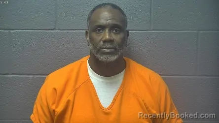 Mugshot of MORQUINCY EDWARD MOSBY