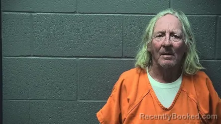 Mugshot of ANDREW WILLIAM BENNETT booked in Warren County, Virginia on April 23, 2026