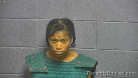 Mugshot of ALEXANDRIA LYNN CHELSEA HEGGS booked in Warren County, Virginia on May 3, 2026