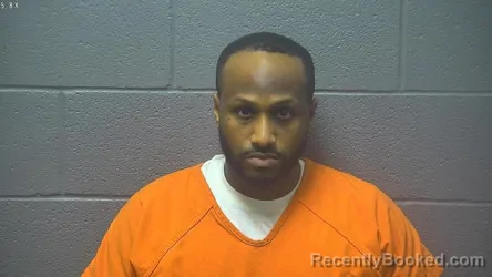 Mugshot of BENJAMIN JA'CELLE CARY