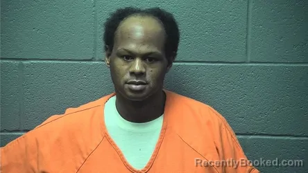 Mugshot of Donnell Alonte Murray booked in Warren County, Virginia on September 1, 2026