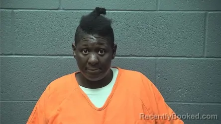 Mugshot of EBONE NICOLE WILLIAMS booked in Warren County, Virginia on July 4, 2026