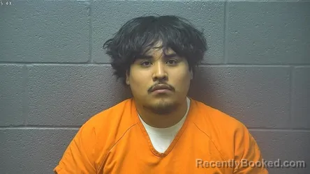 Mugshot of JOHNATHAN PILAR HERNANDEZ