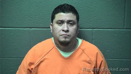 Mugshot of LUIS ALBERTO OLAYO SILVERIO booked in Warren County, Virginia on June 2, 2026
