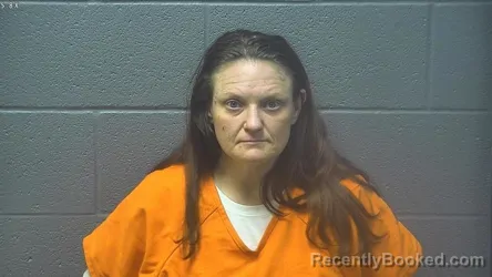 Mugshot of RACHEAL DAWN HUNTT booked in Warren County, Virginia on April 5, 2026