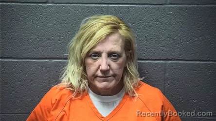 Mugshot of SHERRI DAWN KISNER booked in Warren County, Virginia on April 27, 2026