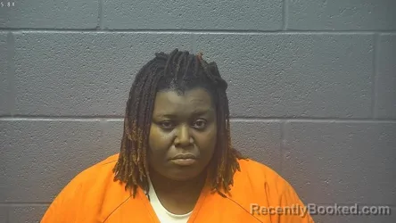 Mugshot of SALENNA P WILLIAMS